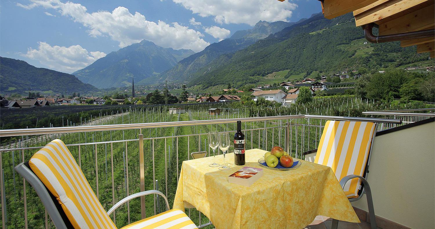 Wohlfühlsuiten Paradies – Balkon